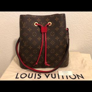 Louis Vuitton NeoNoe Coquelicot like new!!